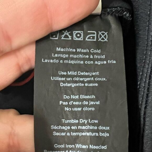 Merrell Women's size S Black Gray Cropped Capri Length Athletic Leggings - Picture 7 of 7